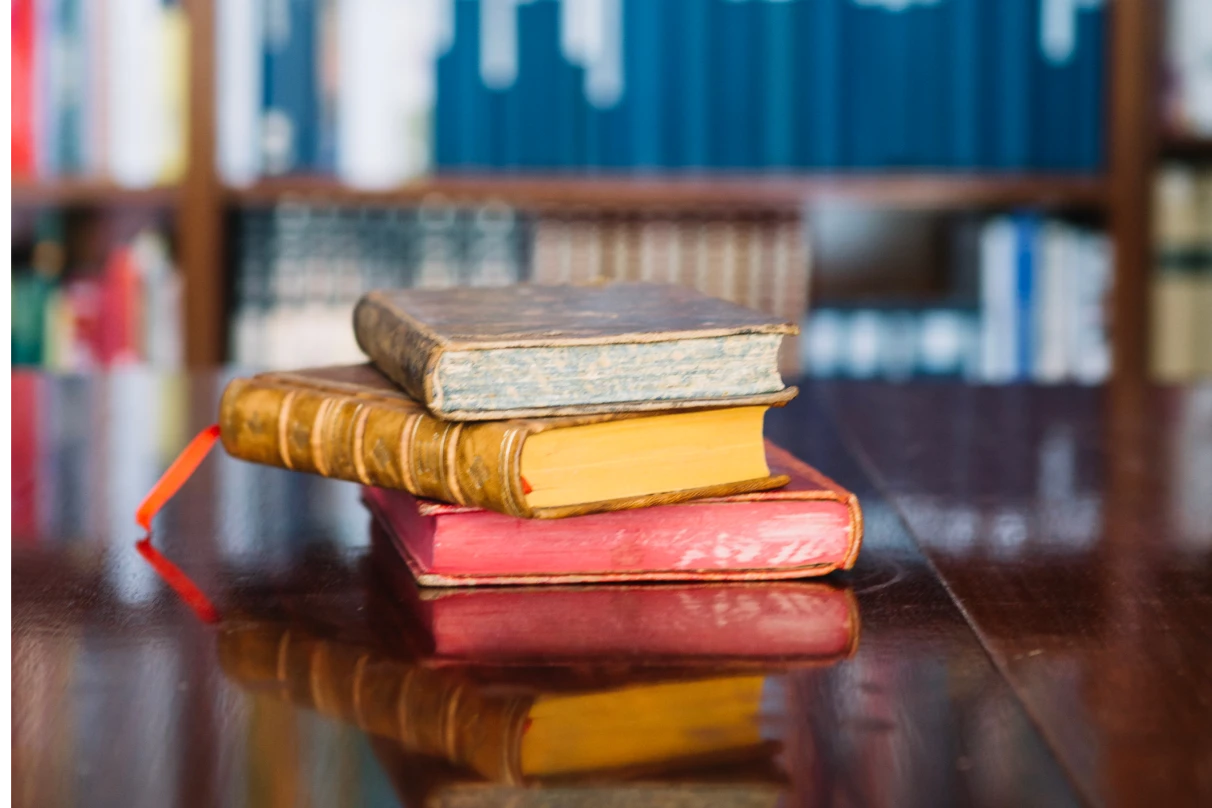 Marketing & distribution