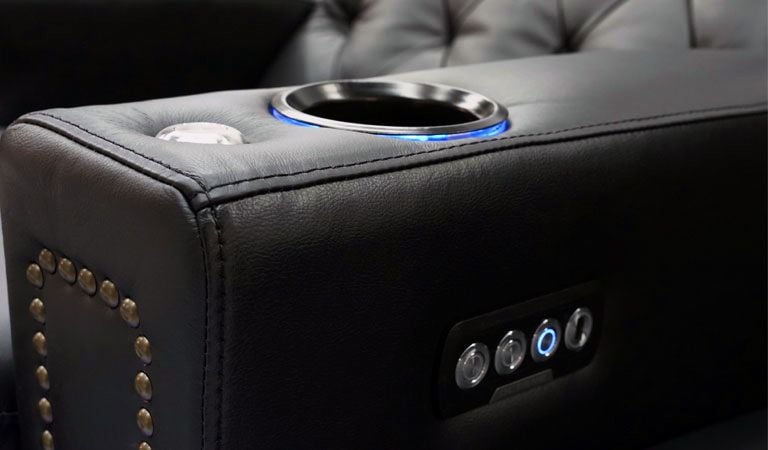 interlocking reclining chair with cup holder