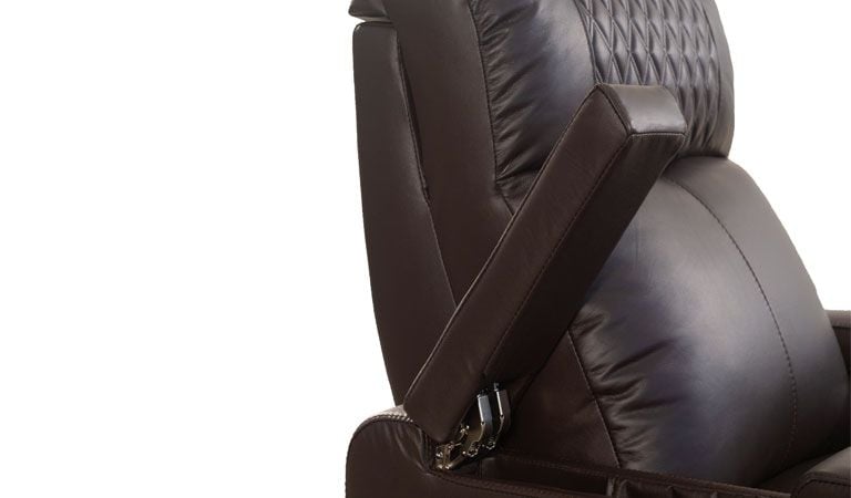 Space-saving recliner luxury